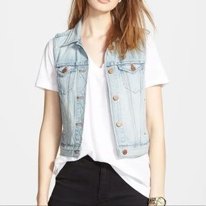 Madewell Cora Lightwash Denim Jean Vest